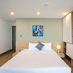 First Studio Hotel Da Nang